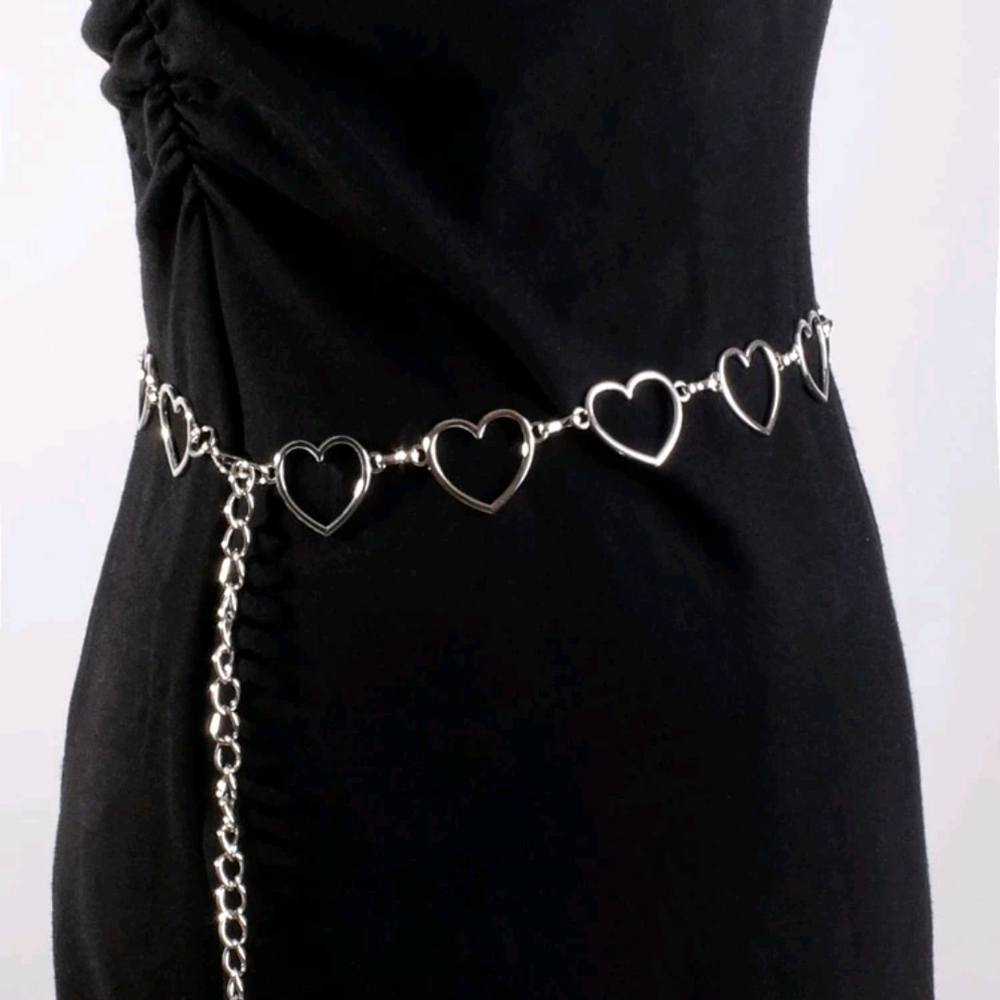 Silver Heart Chain Belt